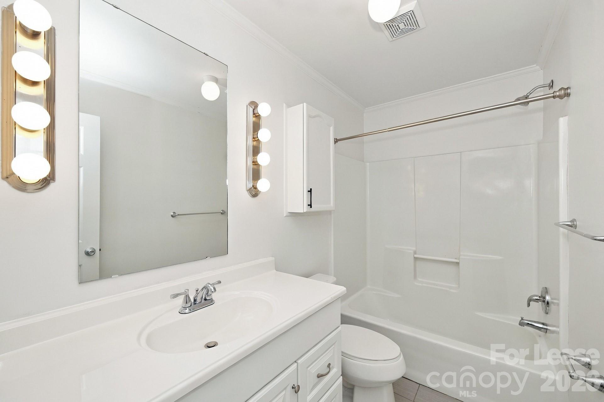 513 Weathers Creek Road Property Photo 12