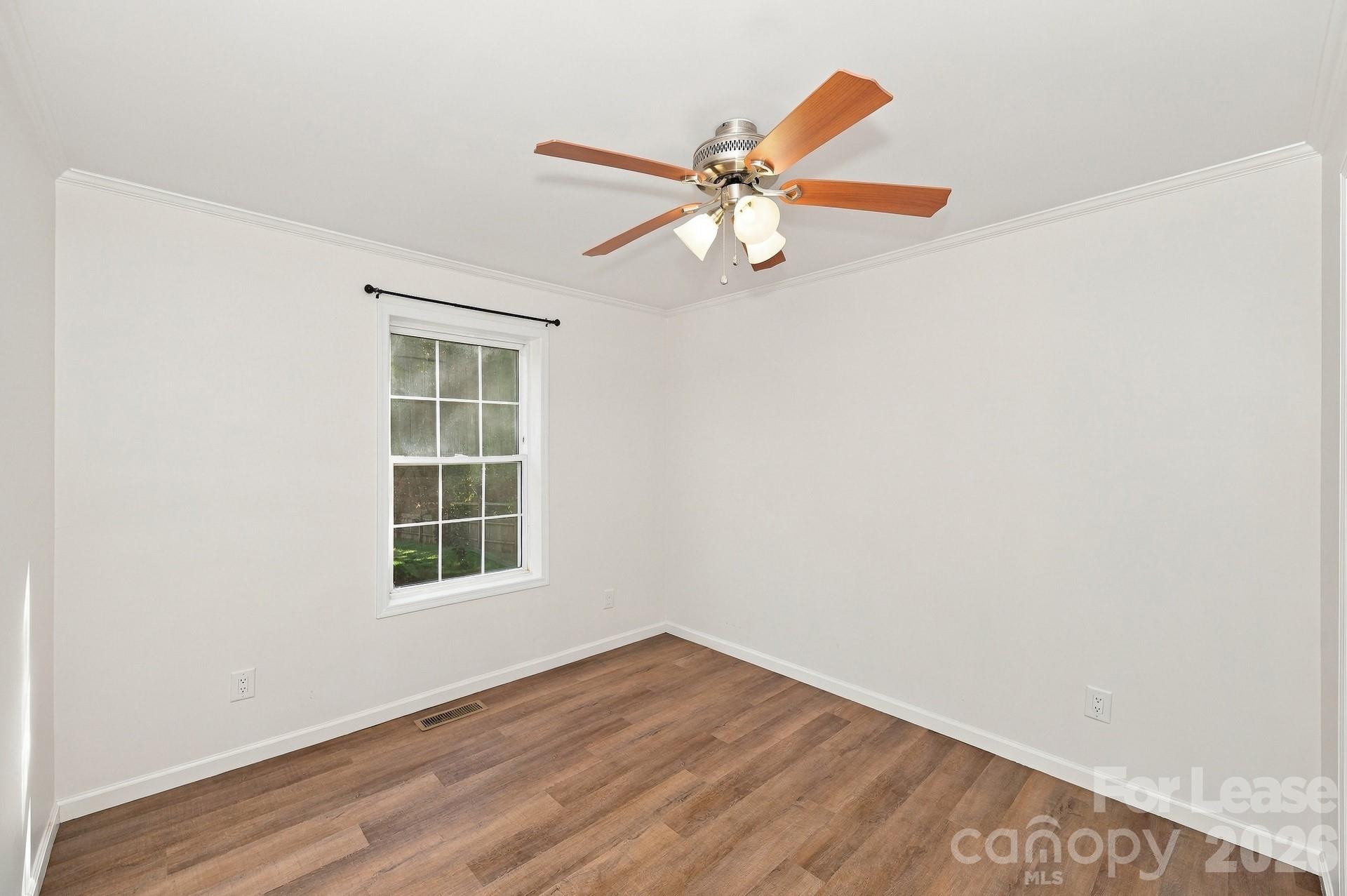 513 Weathers Creek Road Property Photo 13