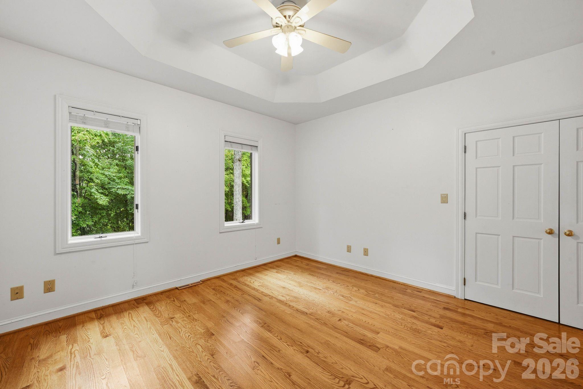 935 Woods Loop Property Photo 11