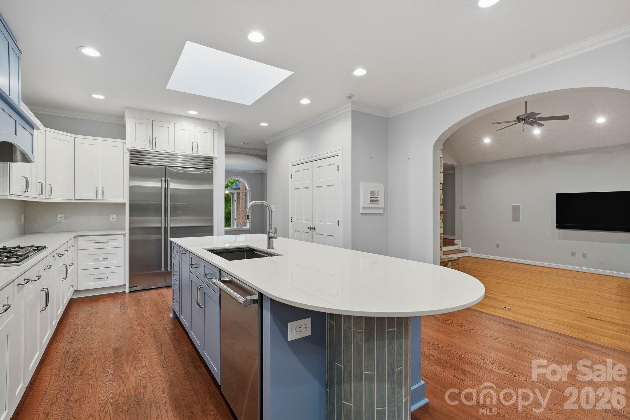 935 Woods Loop Property Photo 18