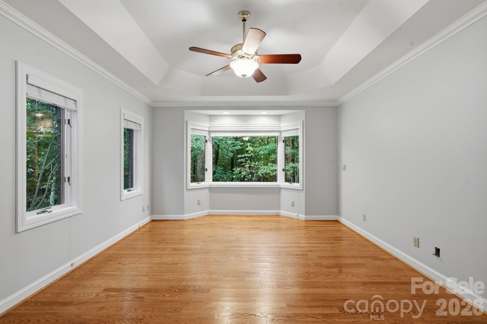 935 Woods Loop Property Photo 26