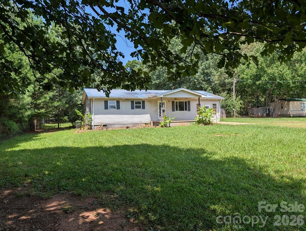 1859 Rollins Drive Property Photo 2
