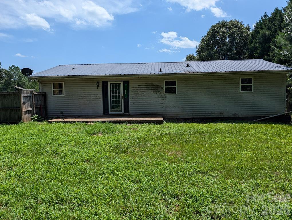 1859 Rollins Drive Property Photo 5