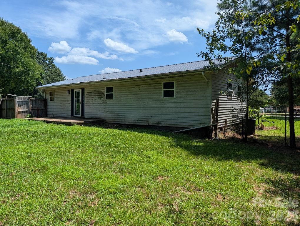 1859 Rollins Drive Property Photo 6