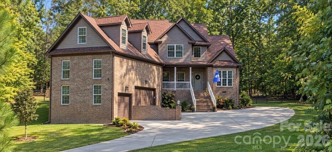 330 Woodland Glen Road Property Photo 1
