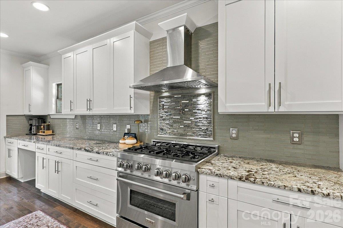 330 Woodland Glen Road Property Photo 6