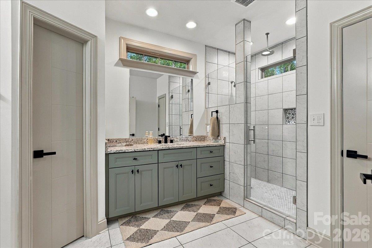 330 Woodland Glen Road Property Photo 21