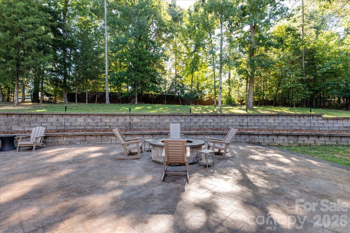 330 Woodland Glen Road Property Photo 39
