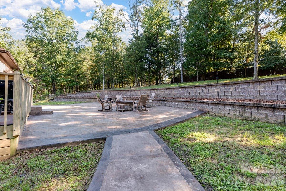 330 Woodland Glen Road Property Photo 40