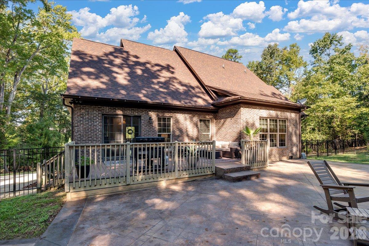 330 Woodland Glen Road Property Photo 42