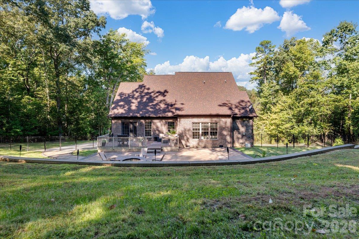 330 Woodland Glen Road Property Photo 43