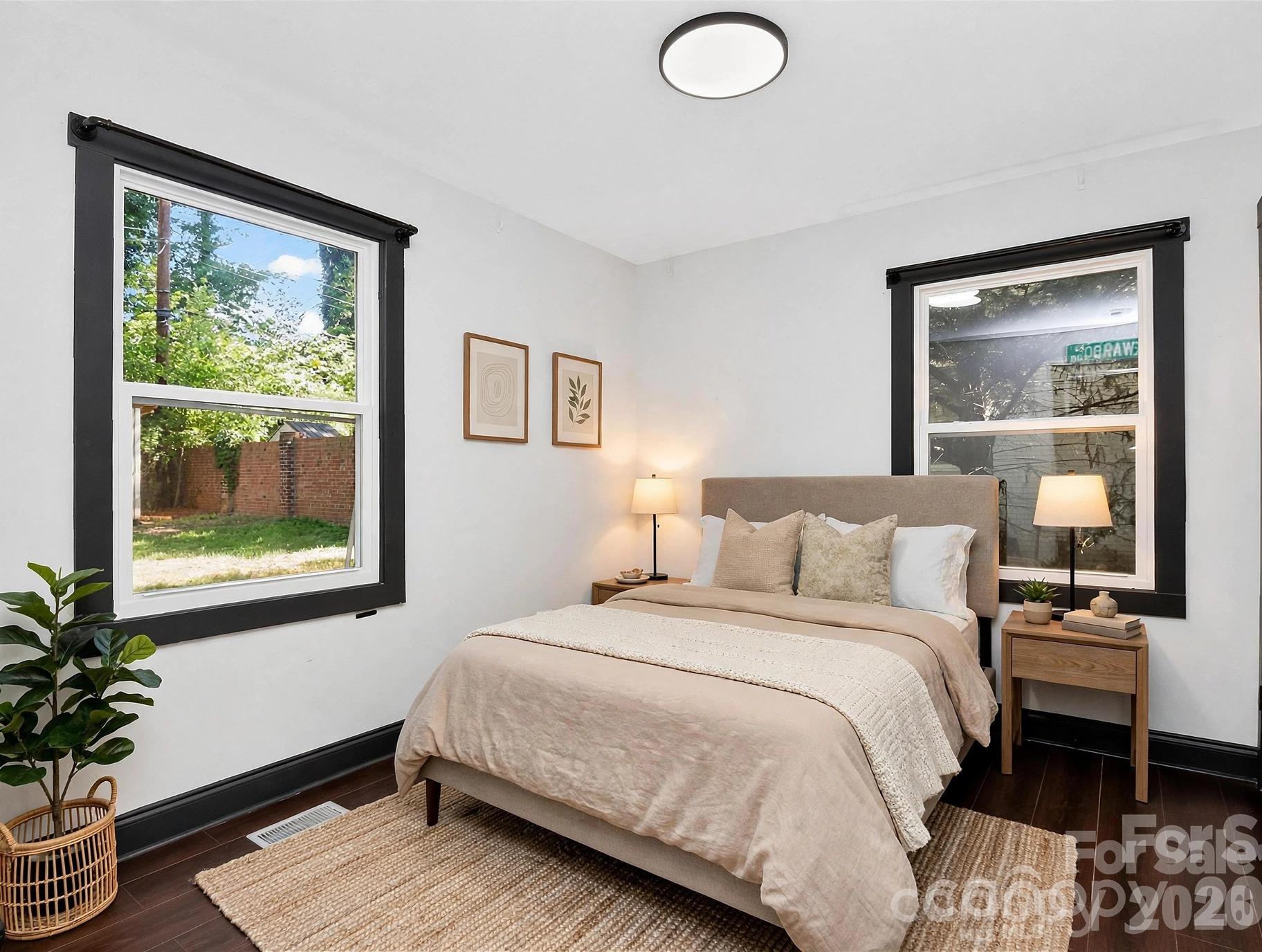 2736 Royston Road Property Photo 3