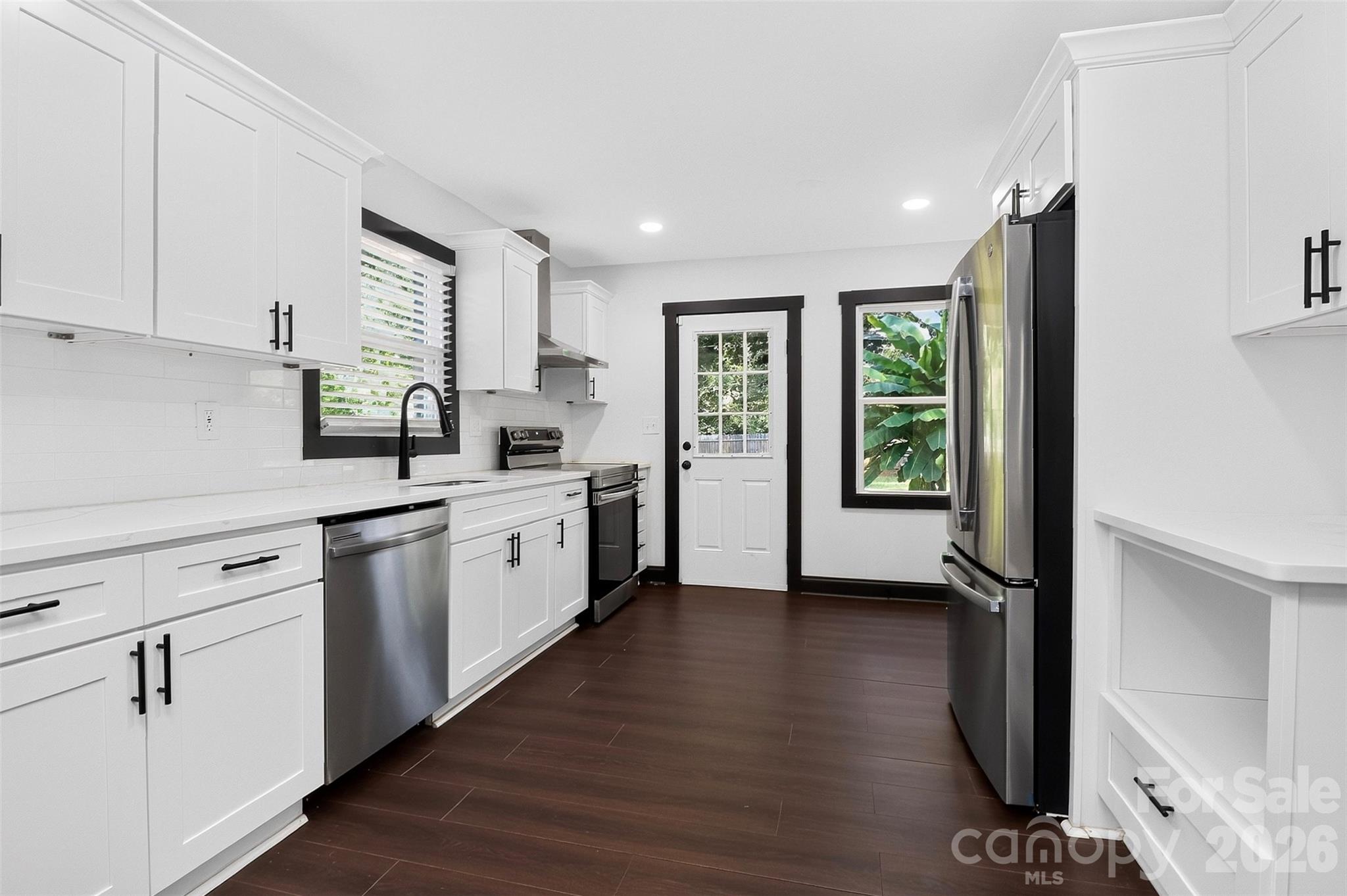 2736 Royston Road Property Photo 16