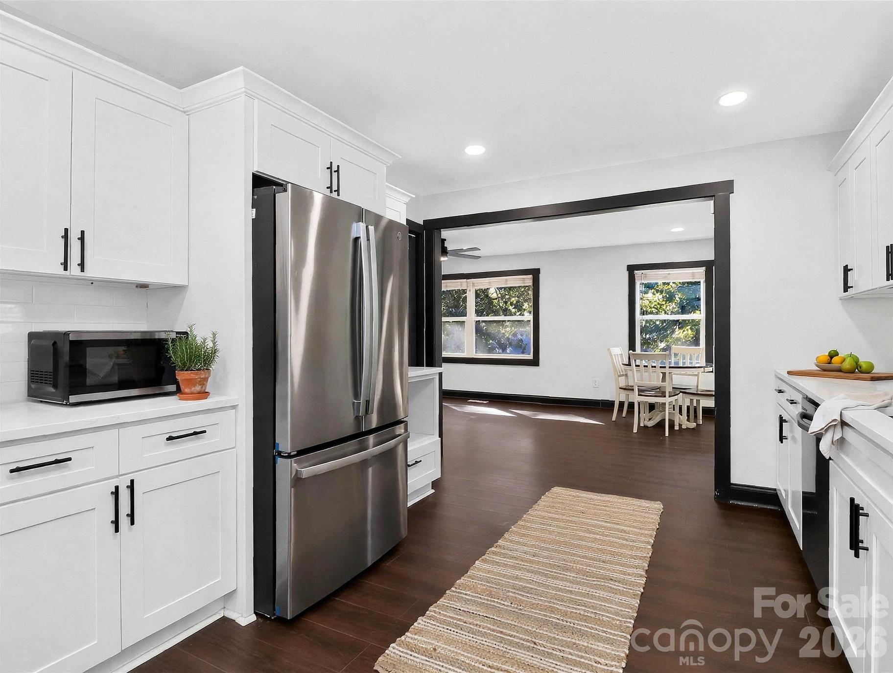 2736 Royston Road Property Photo 20