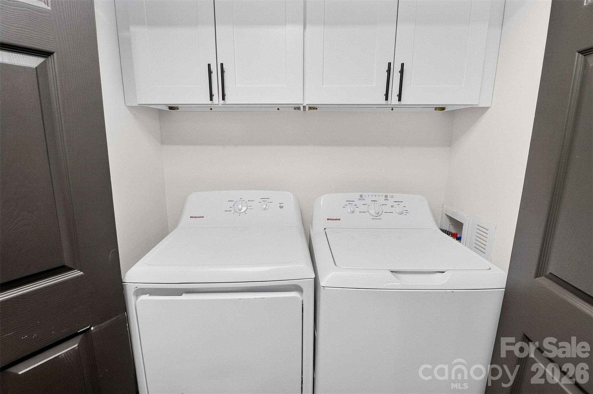 2736 Royston Road Property Photo 24