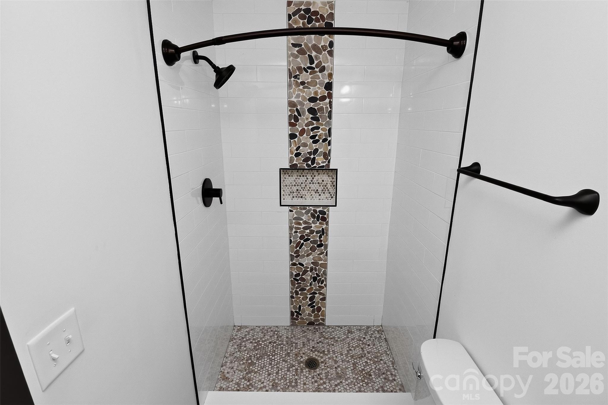 2736 Royston Road Property Photo 27