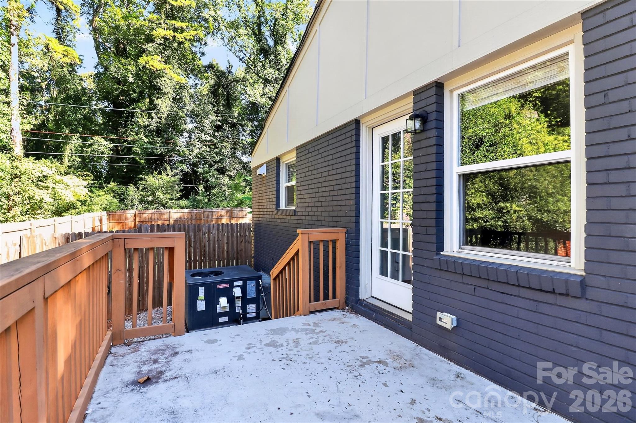 2736 Royston Road Property Photo 35
