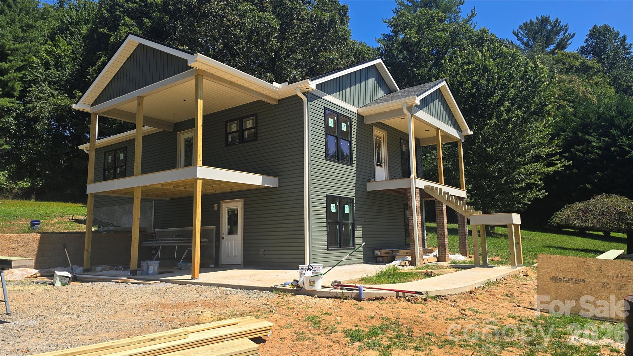 205 Forest Bend Drive Property Photo 1