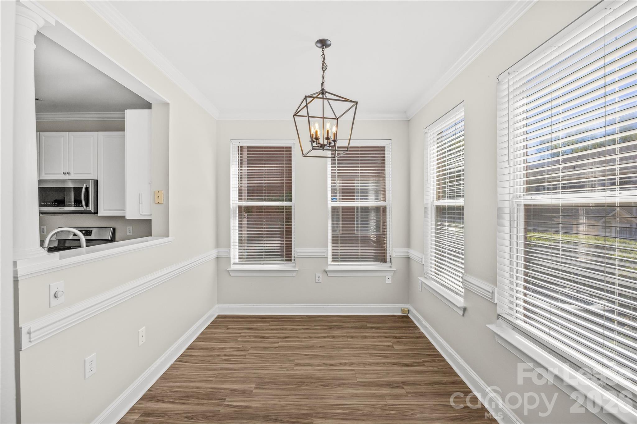 518 E 9th Street Property Photo 12