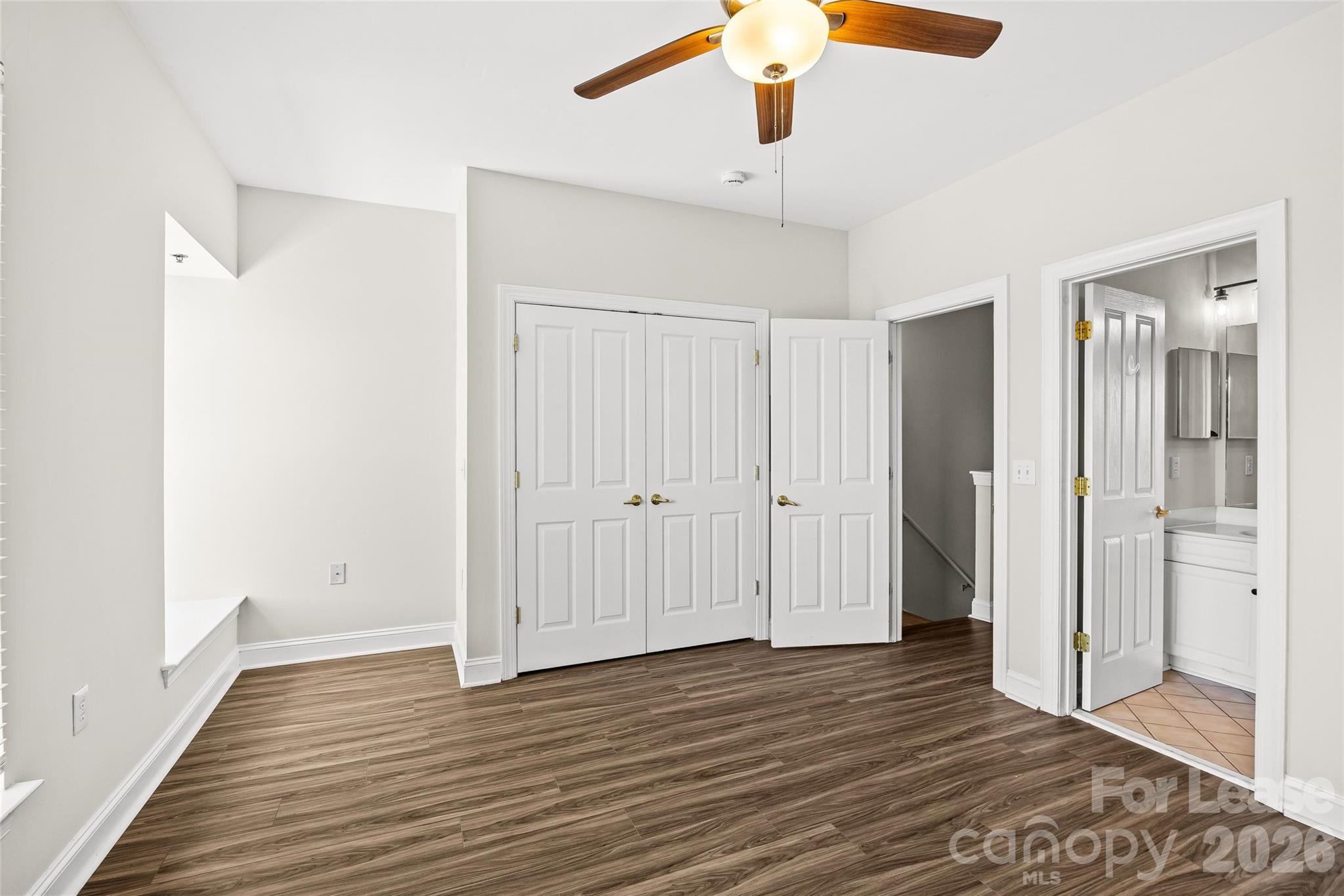 518 E 9th Street Property Photo 17