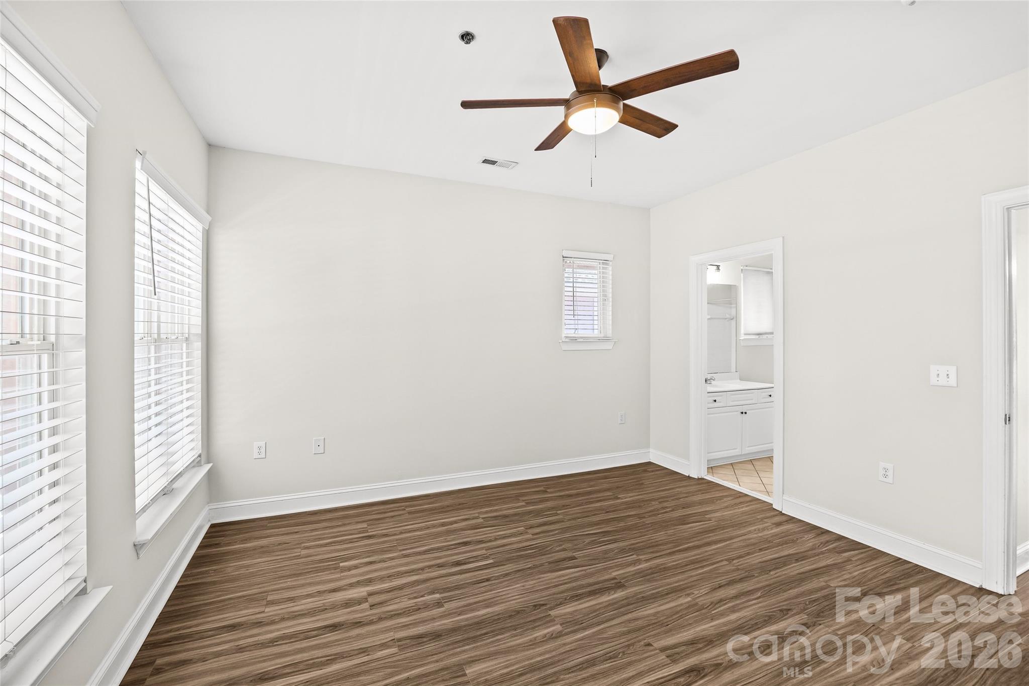 518 E 9th Street Property Photo 23