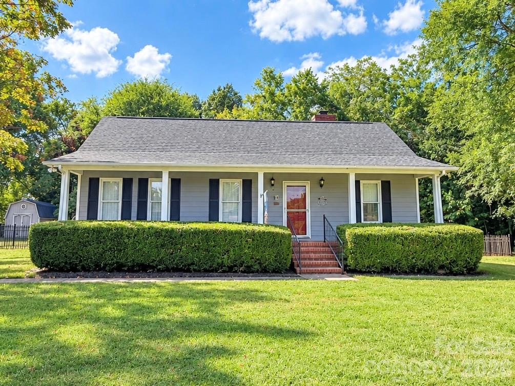 1617 Lawing Road Property Photo 1