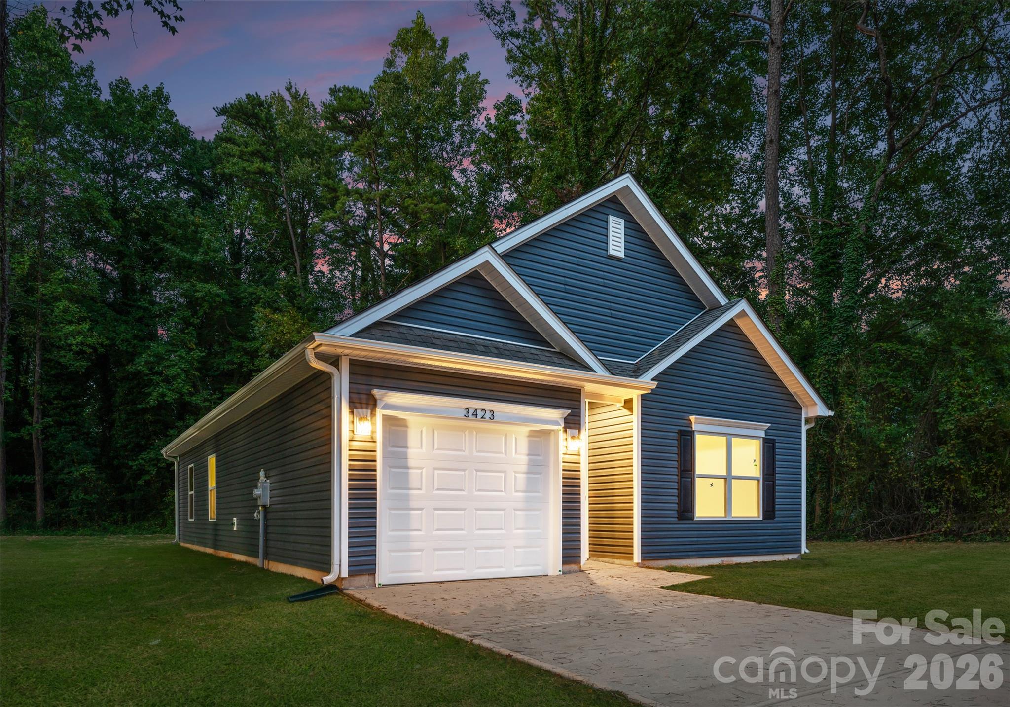 1225 Janice Road Property Photo 1