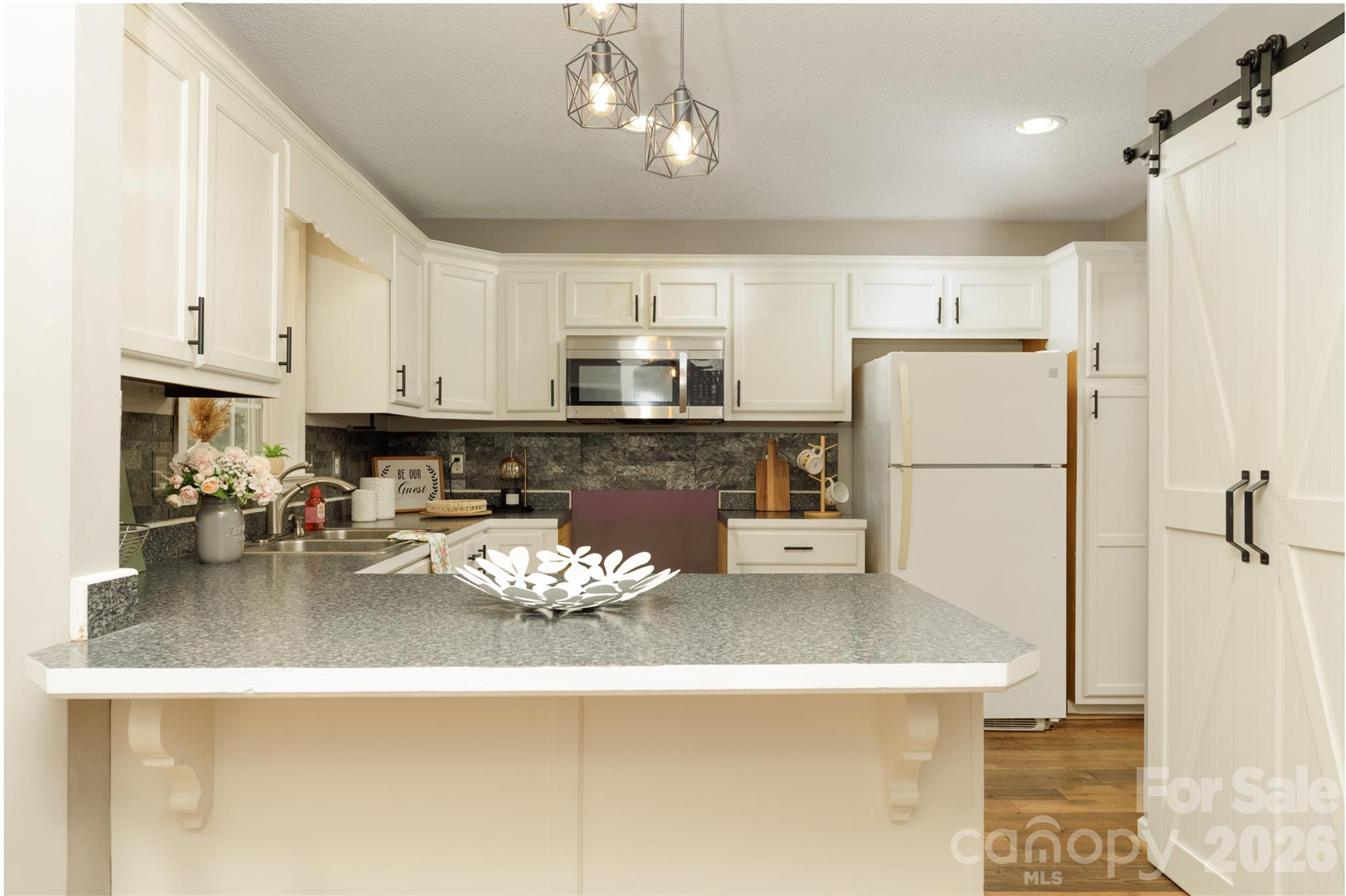 6391 Cathedral Drive Property Photo 30