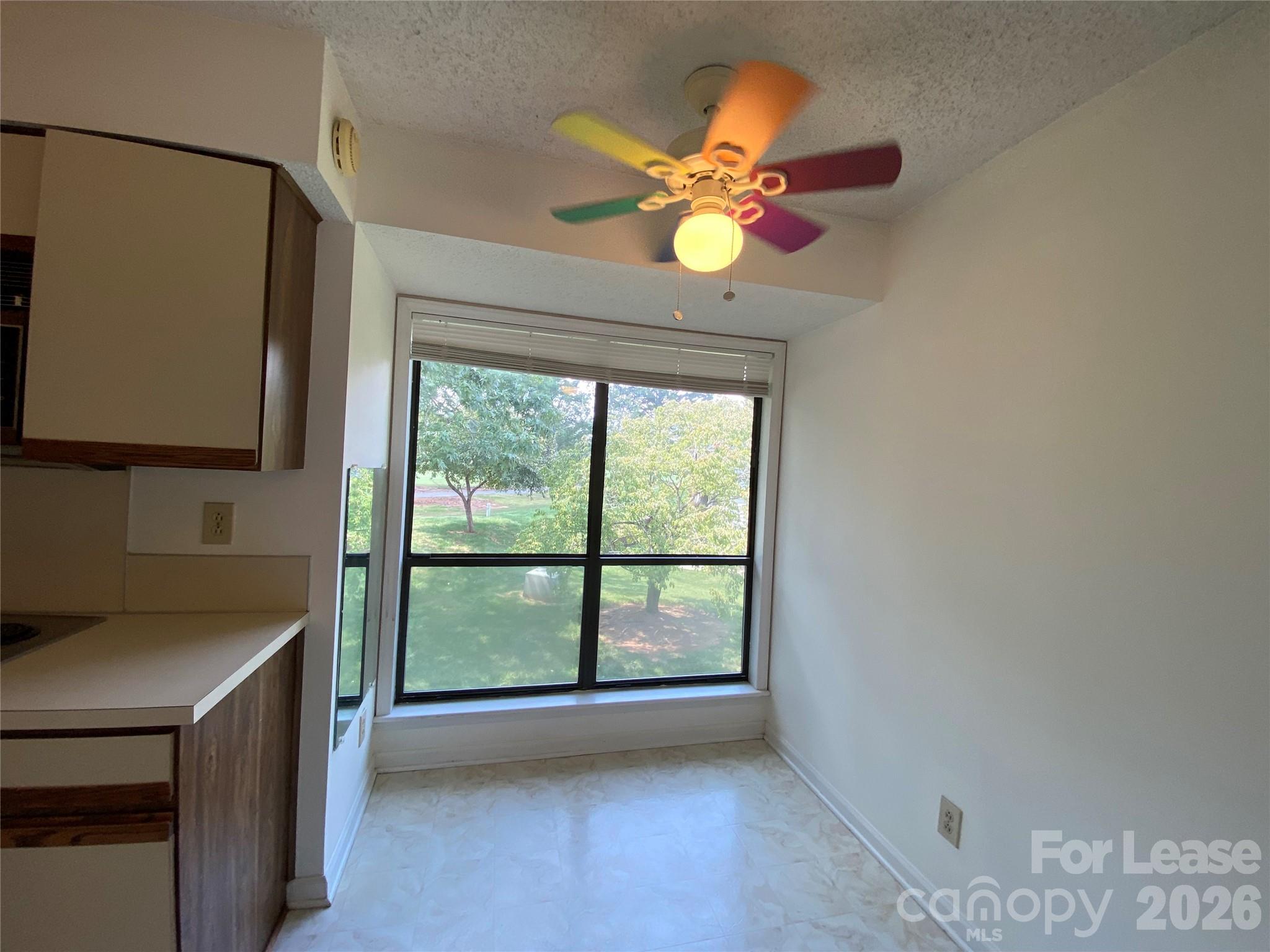 7962 Greenside Court Property Photo 12