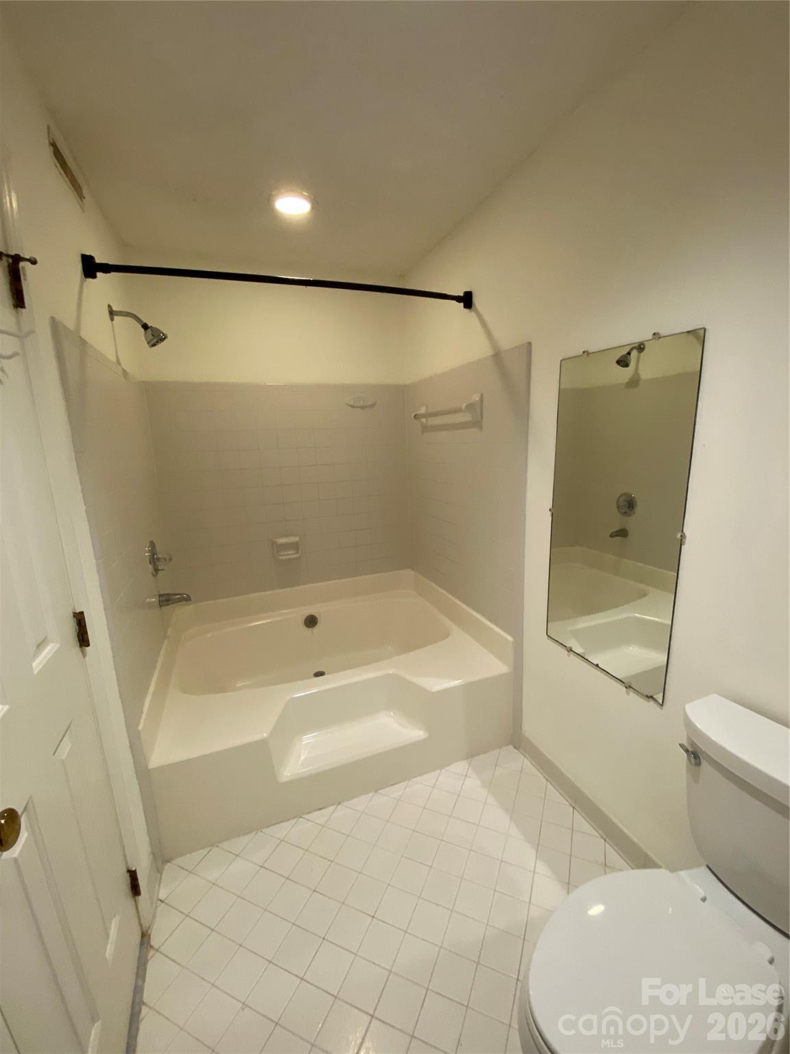 7962 Greenside Court Property Photo 18