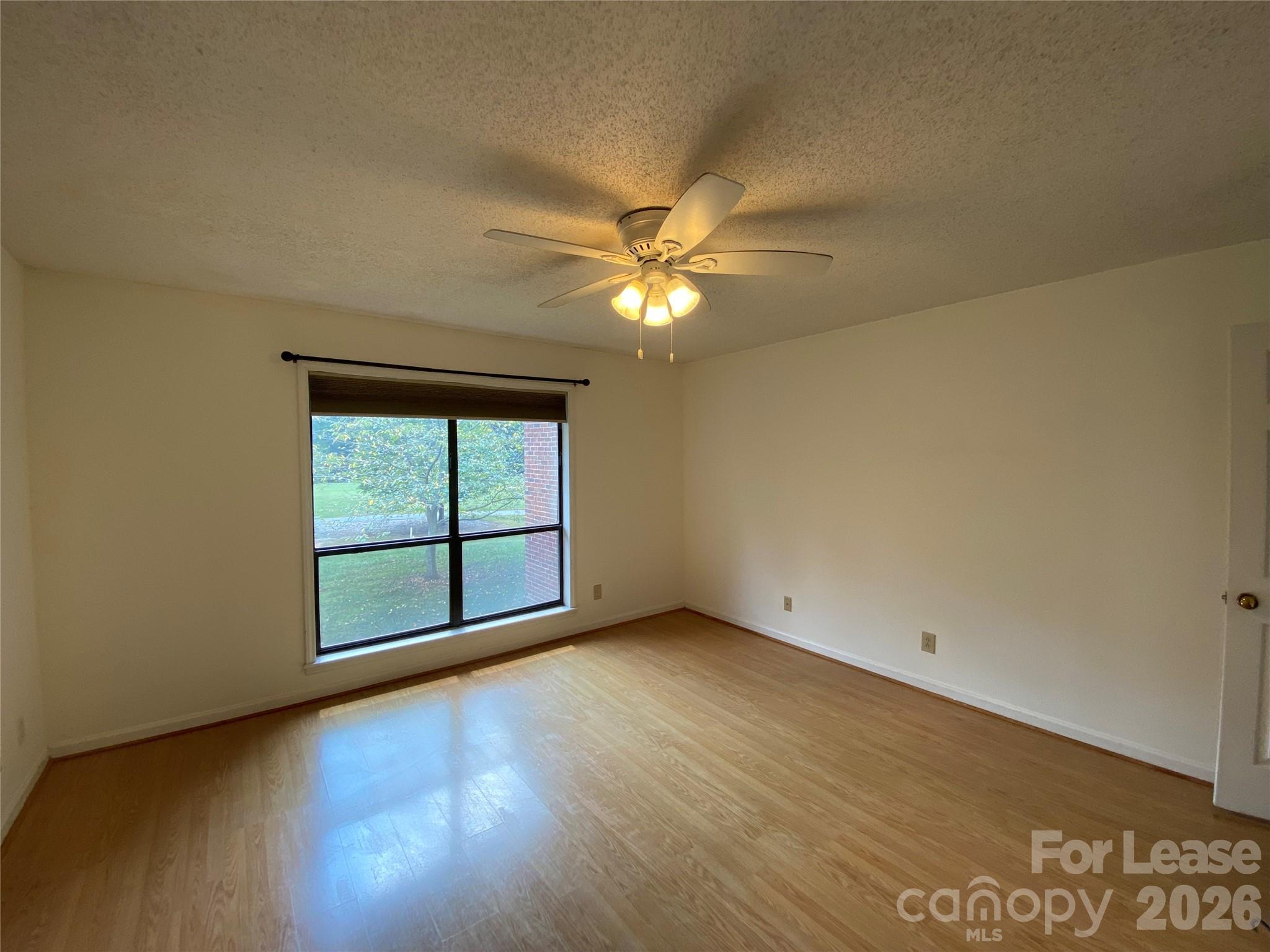 7962 Greenside Court Property Photo 20