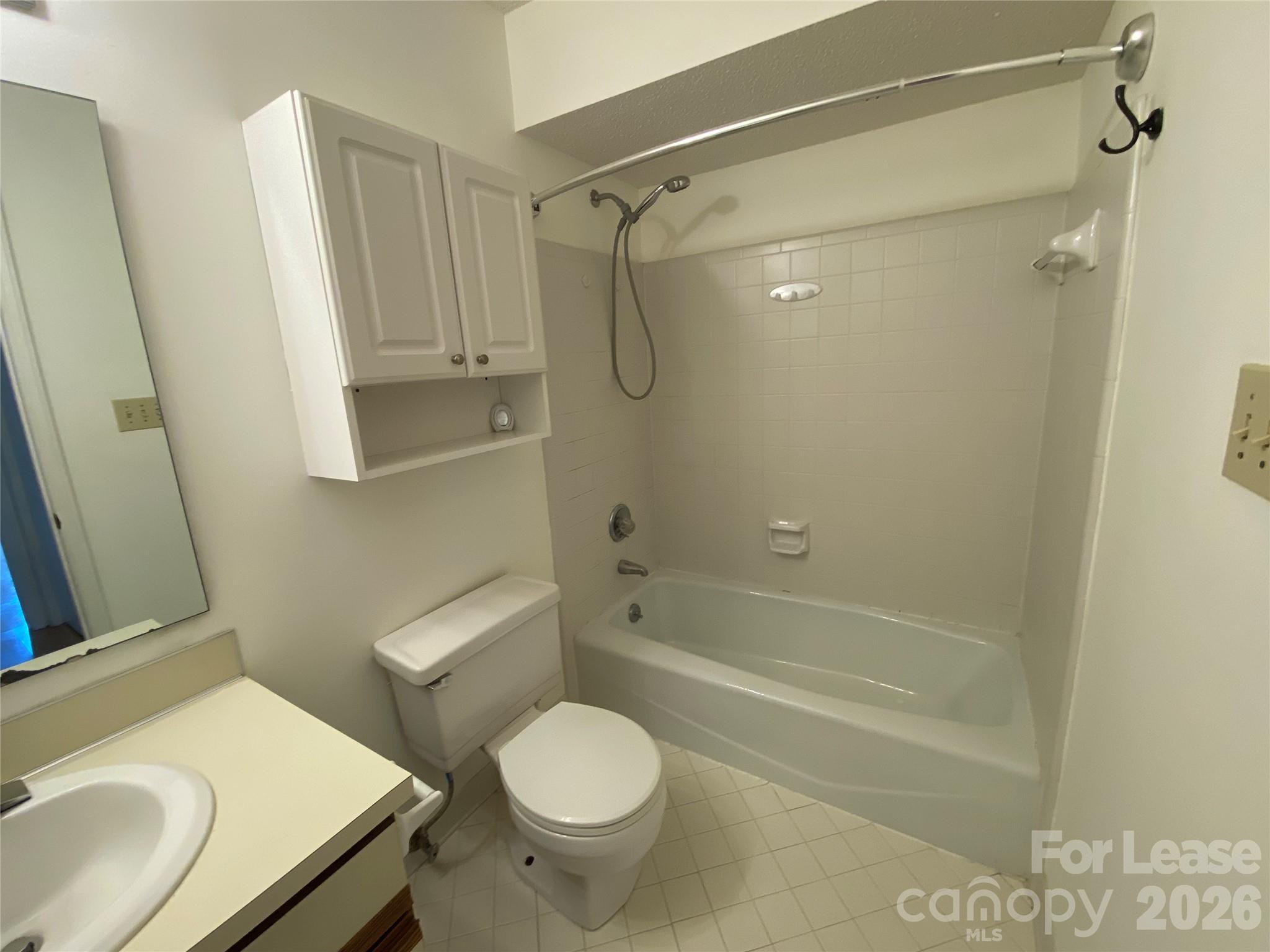 7962 Greenside Court Property Photo 23