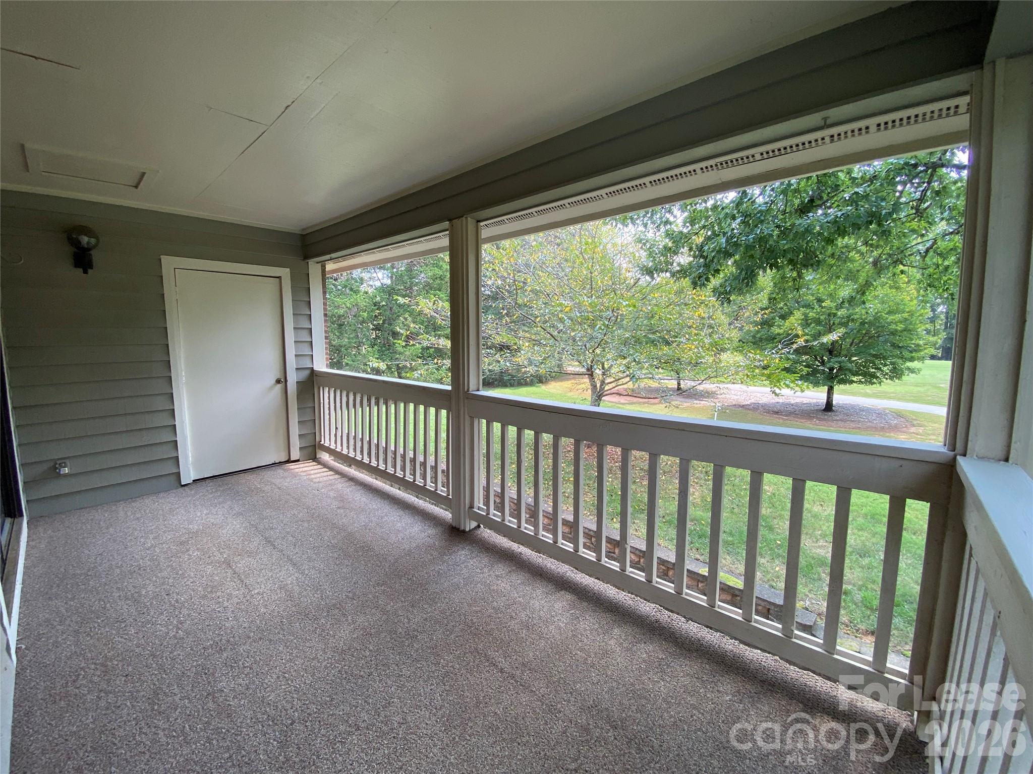 7962 Greenside Court Property Photo 29