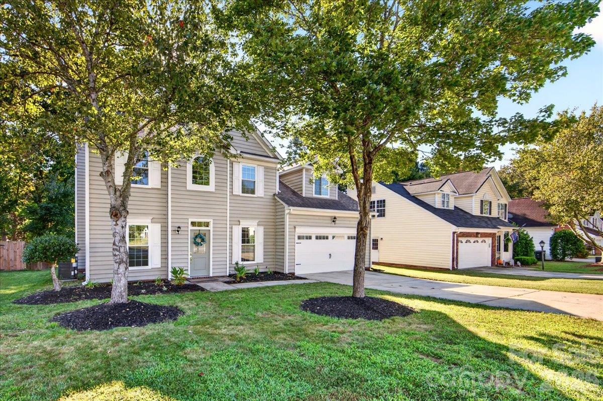 3700 Brookstone Trail Property Photo 2