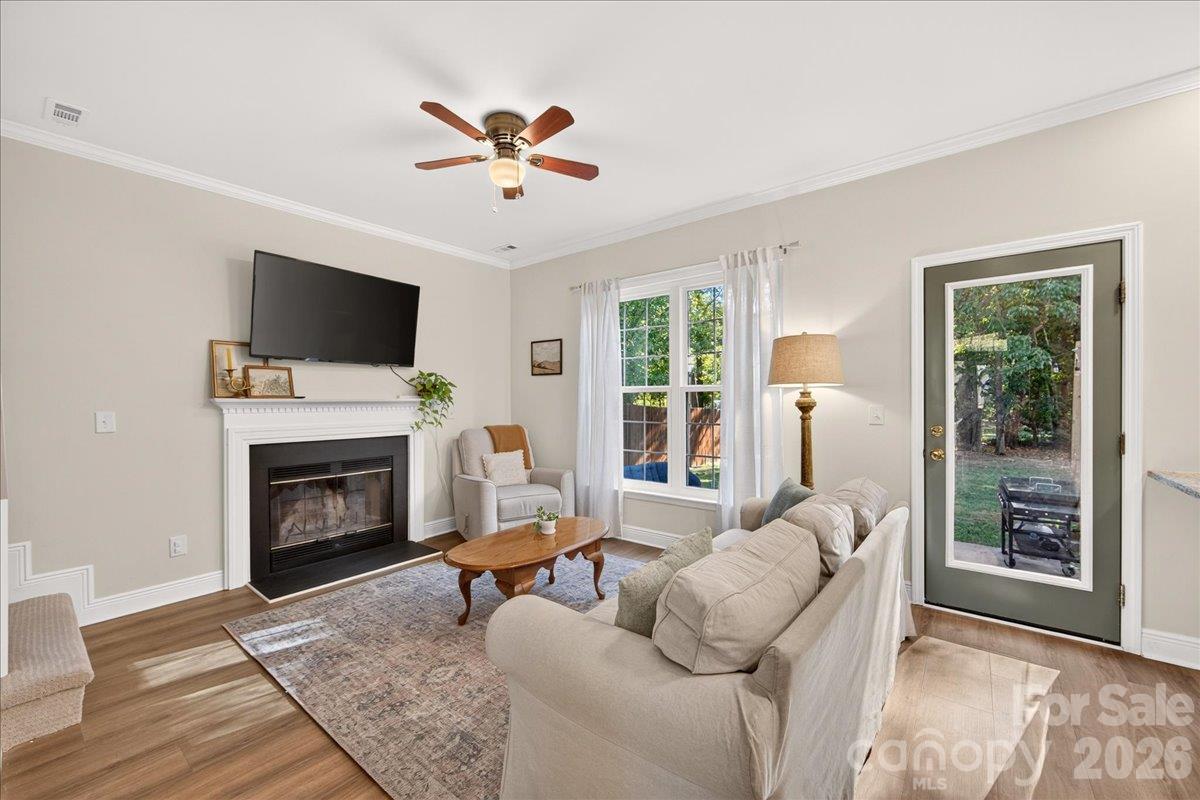 3700 Brookstone Trail Property Photo 11