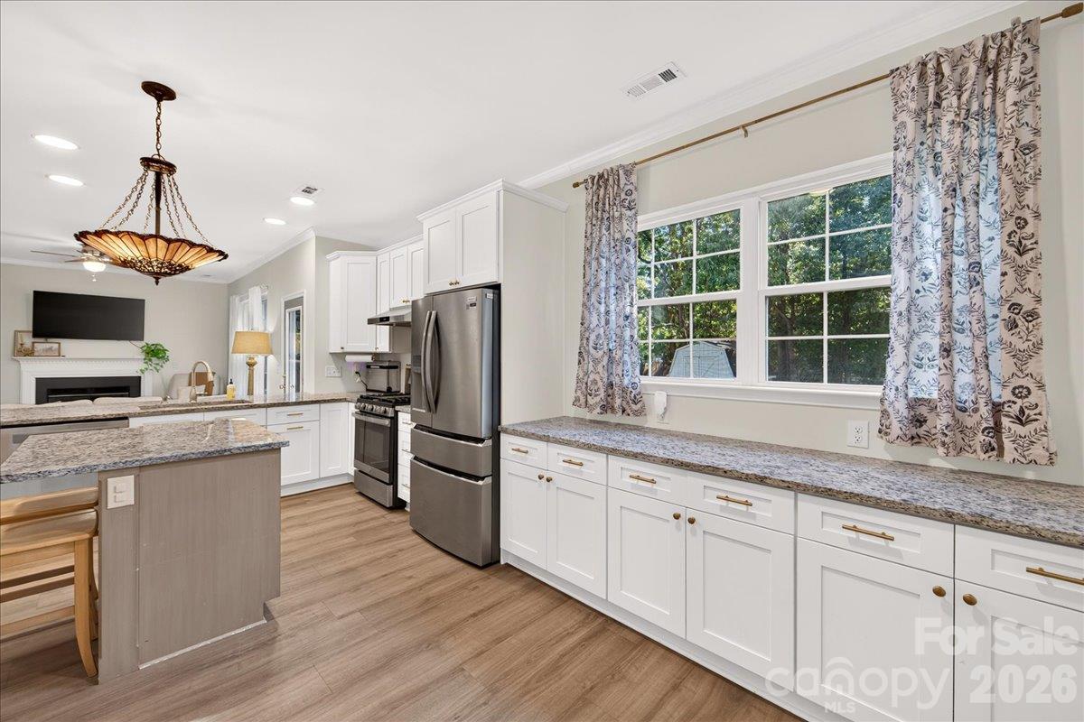 3700 Brookstone Trail Property Photo 16