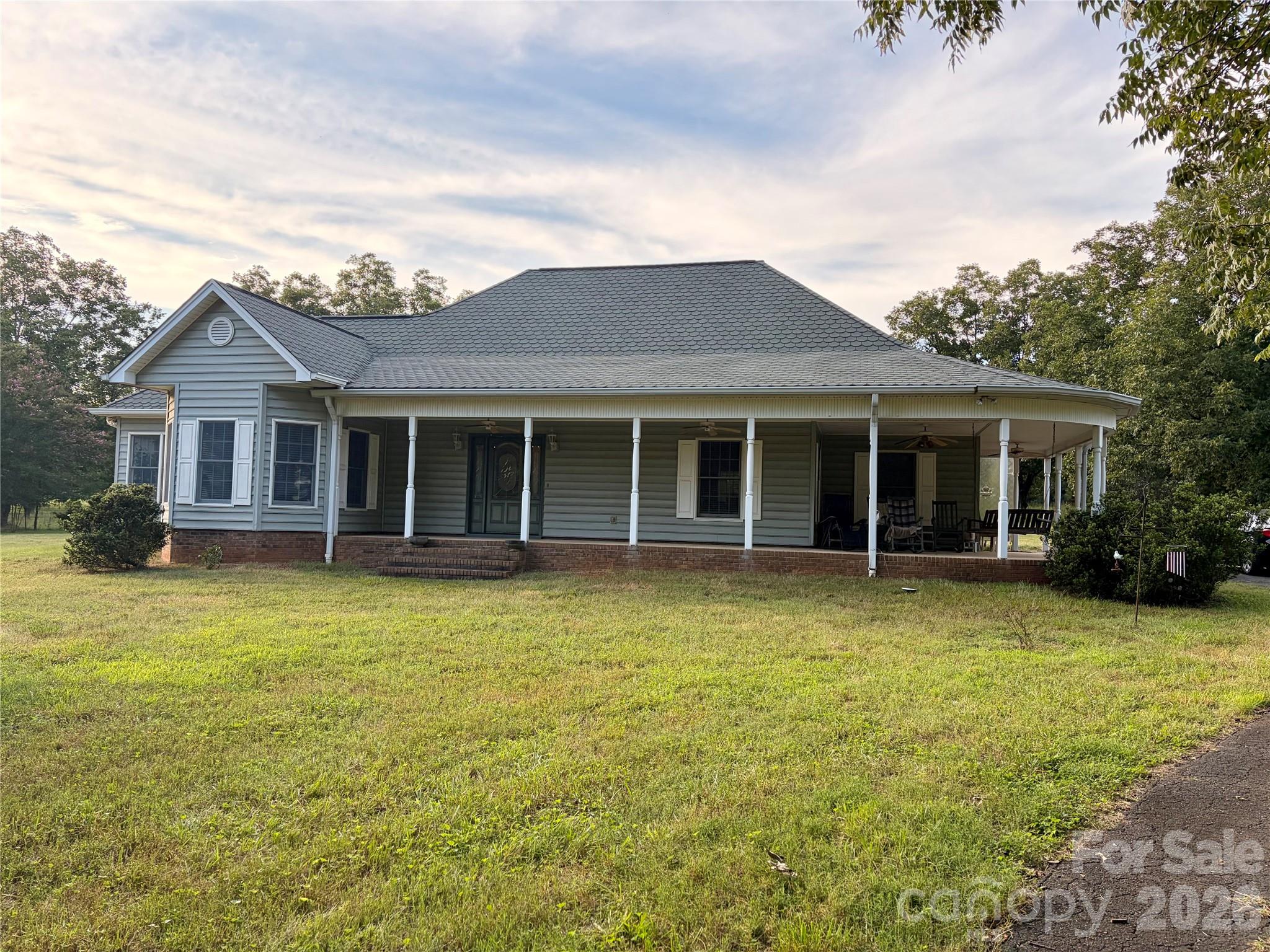 600 Frontier Road Property Photo 1
