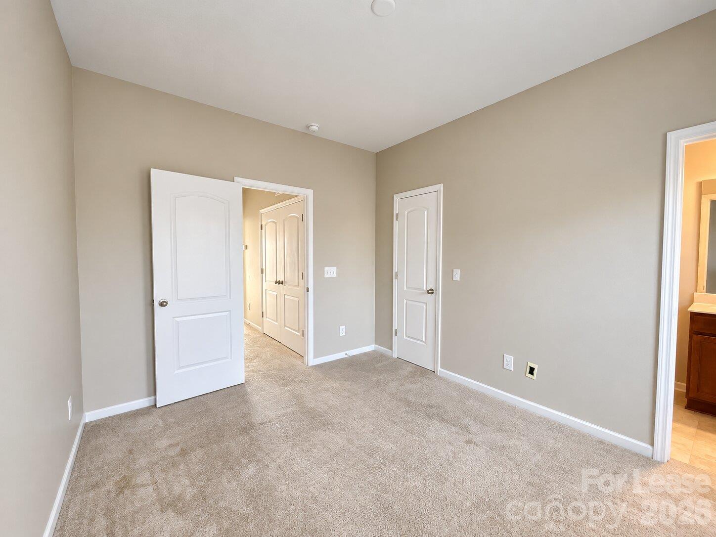 9511 Longstone Lane Property Photo 9