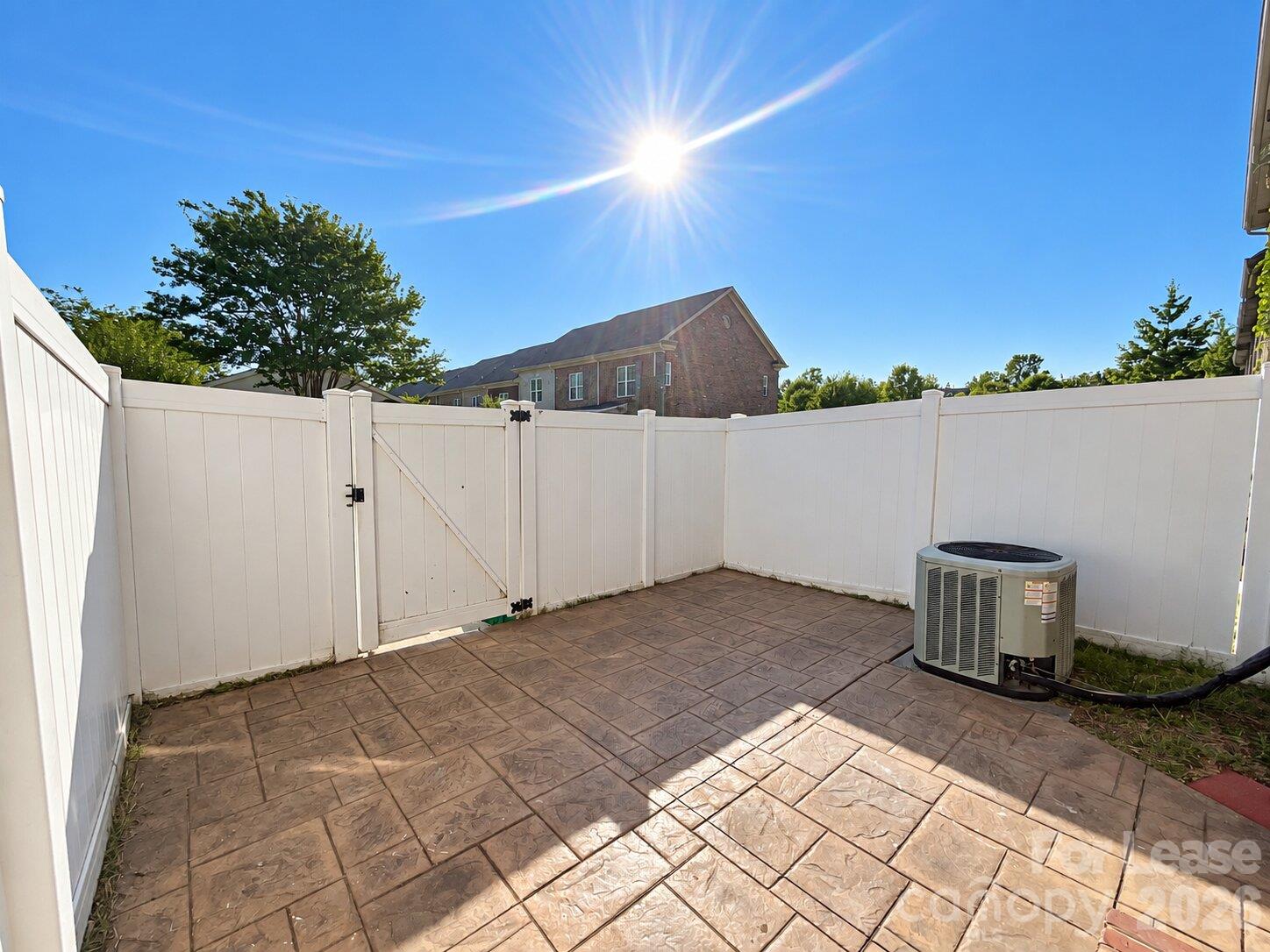 9511 Longstone Lane Property Photo 16