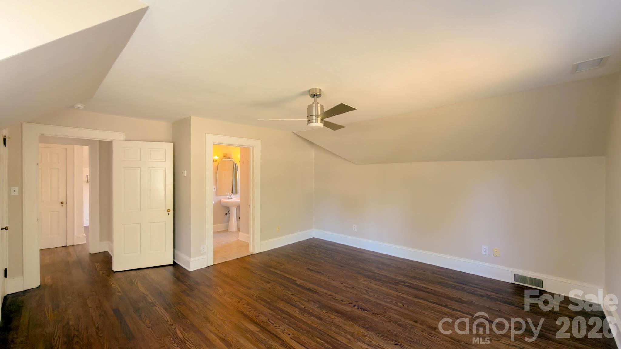 431 9th Street Property Photo 28