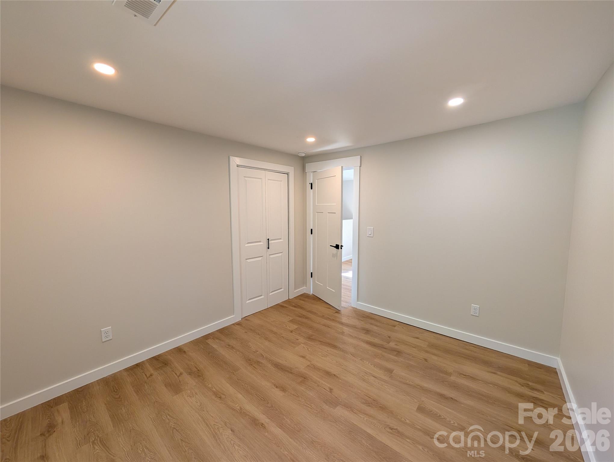 213 Rice Street Property Photo 22