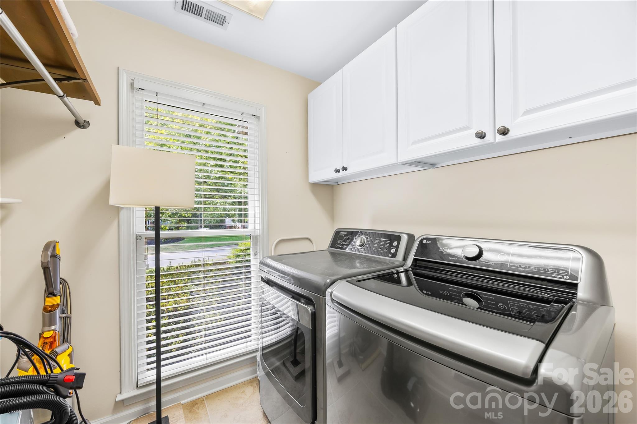 15728 Delancey Lane Property Photo 31