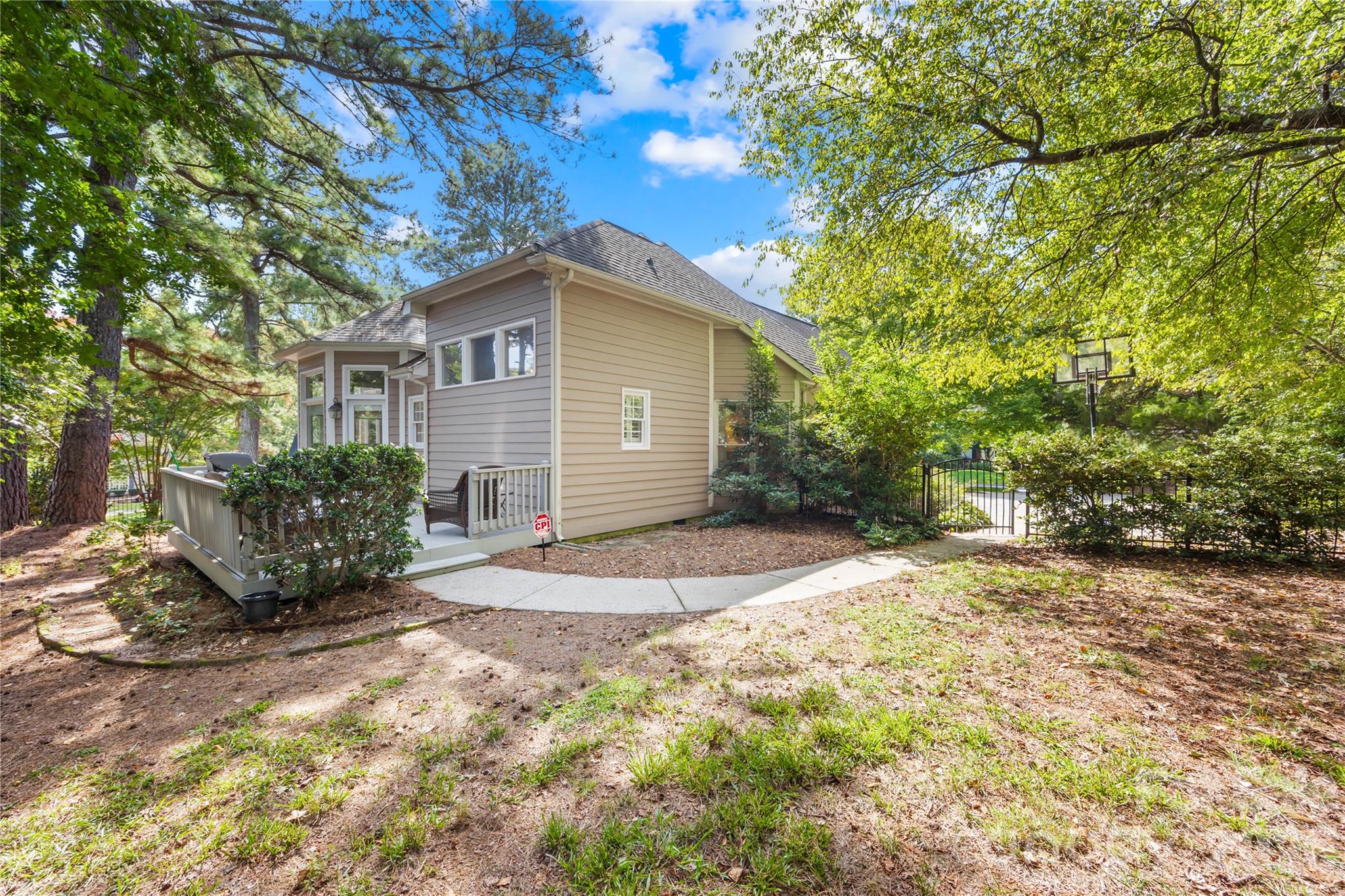 15728 Delancey Lane Property Photo 37