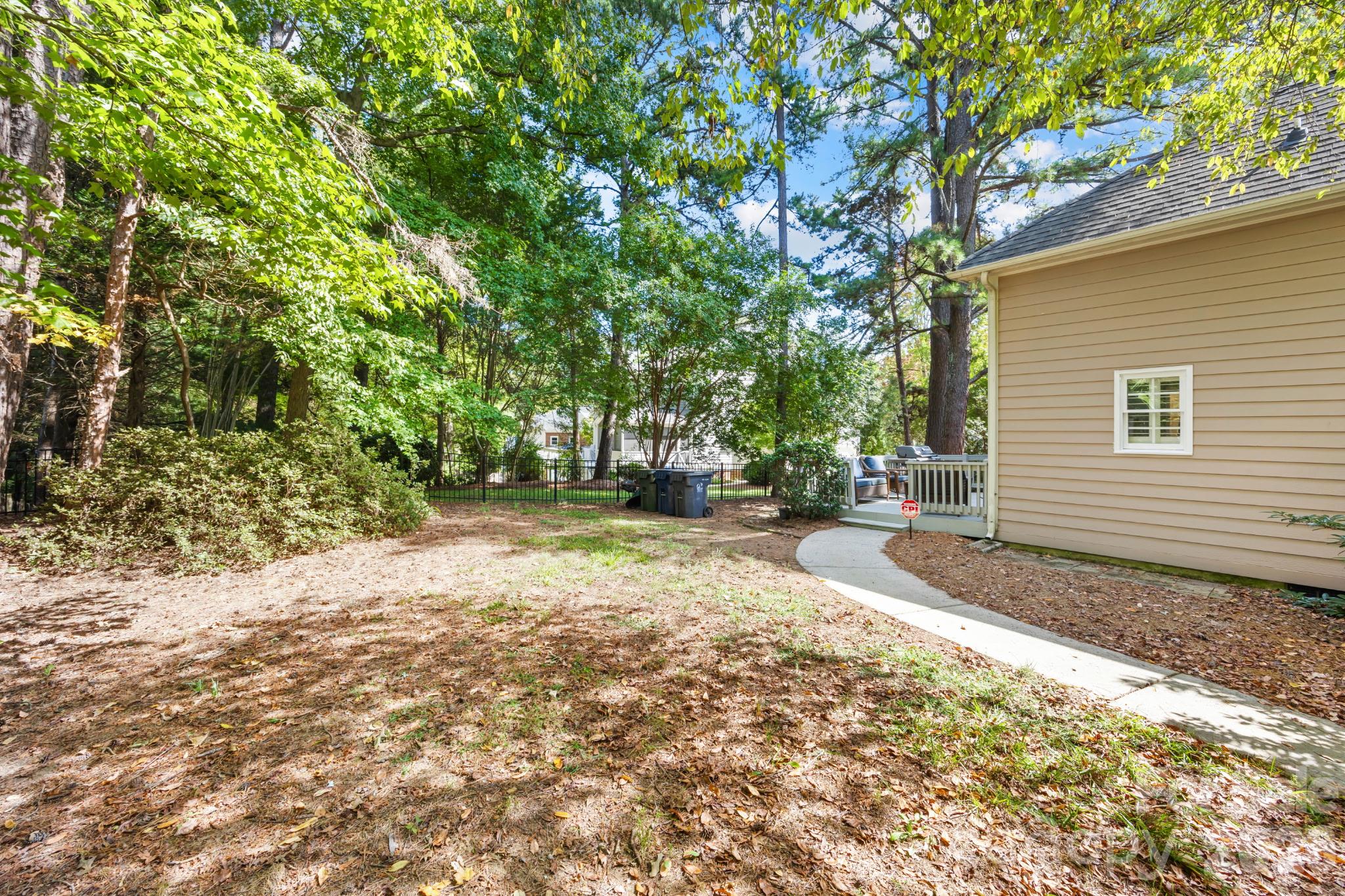 15728 Delancey Lane Property Photo 38