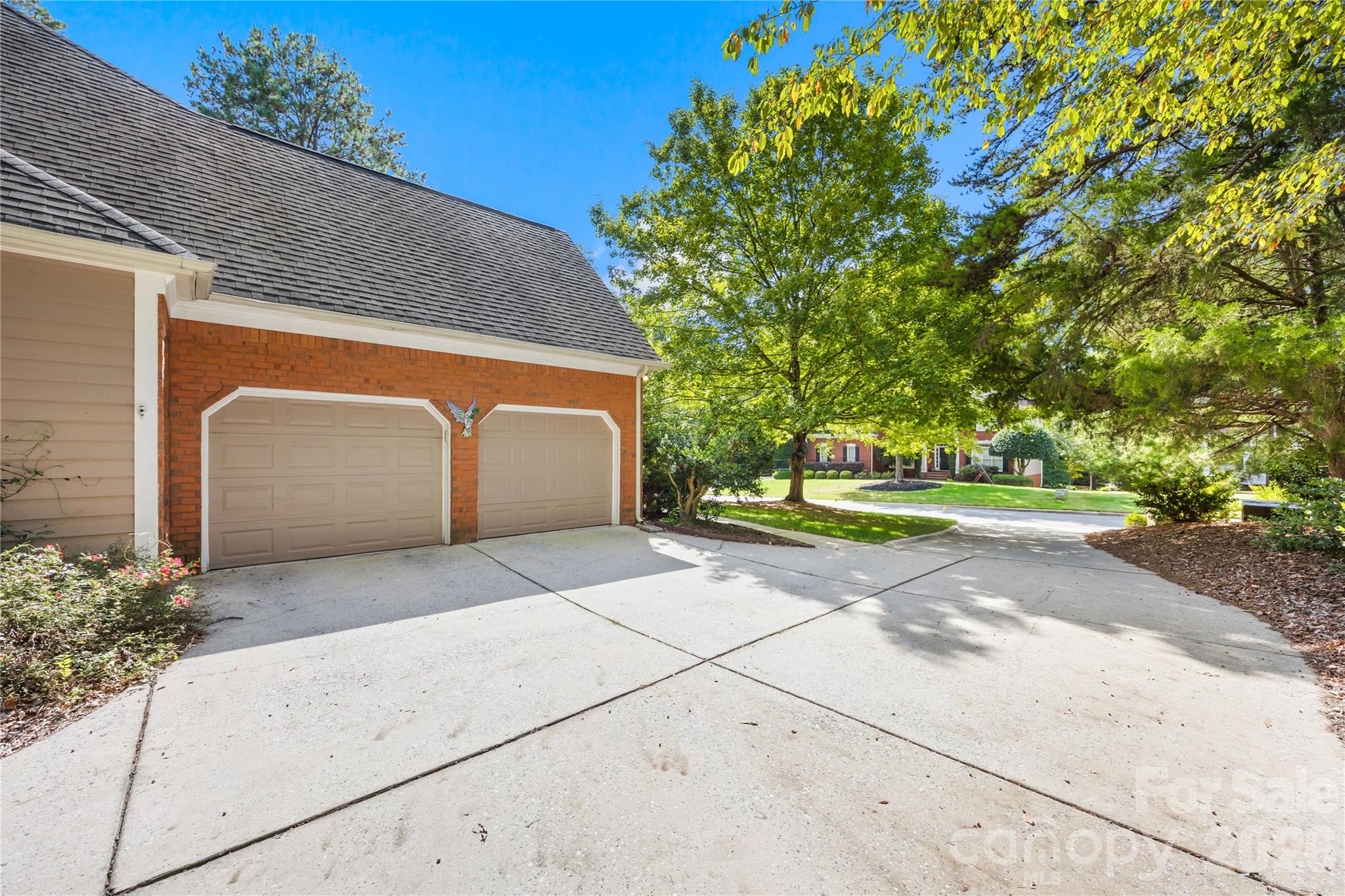 15728 Delancey Lane Property Photo 39