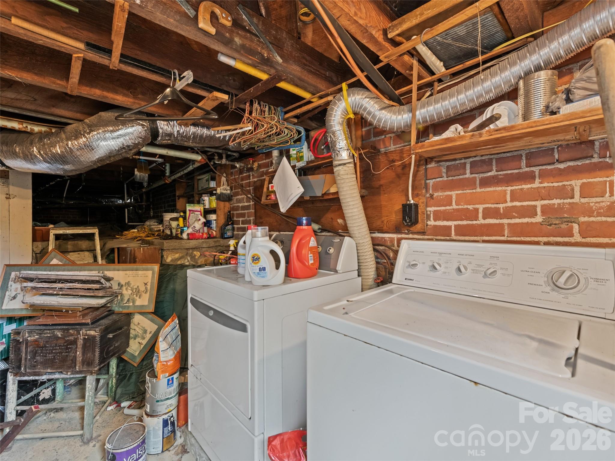 102 W Marshall Street Property Photo 30