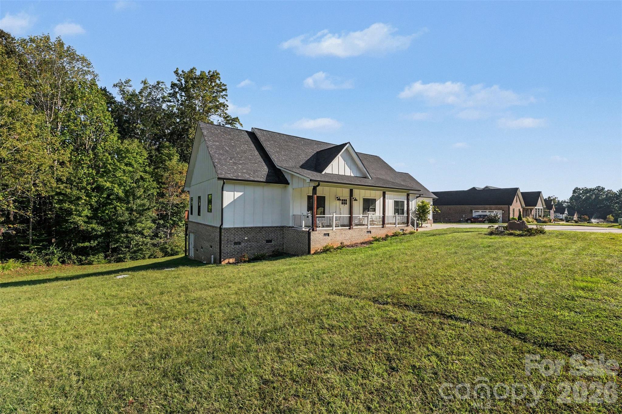 5345 Christopher Road Property Photo 3