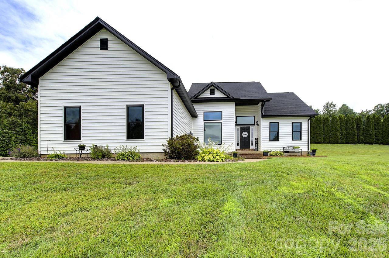 60 Golden Lane Property Photo 40