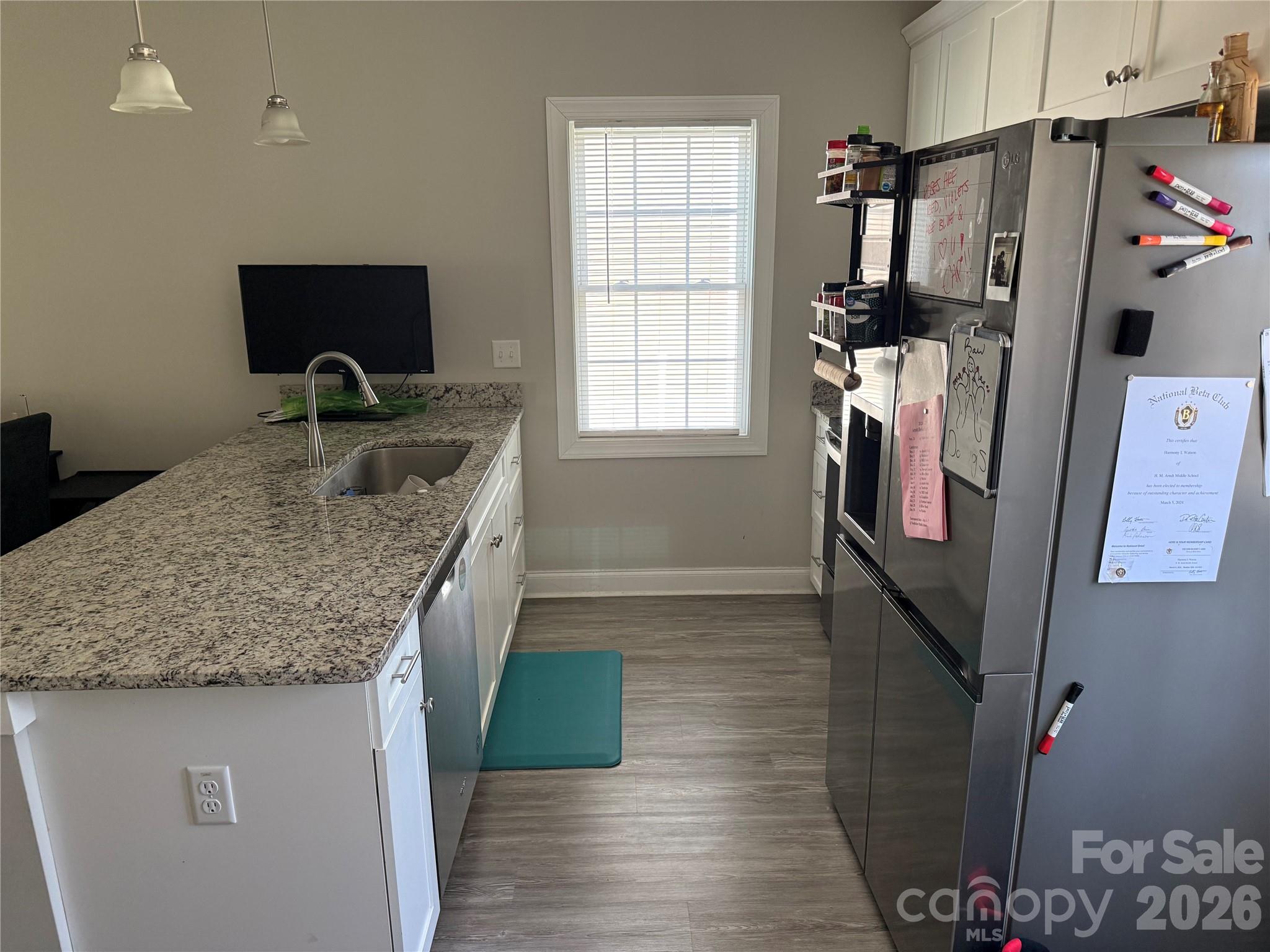1084 20th Street Property Photo 6