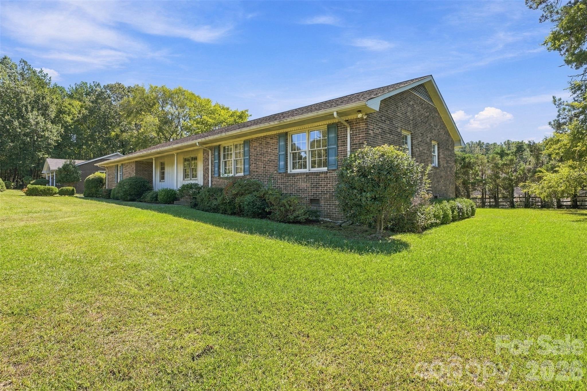 1213 Hawthorne Road Property Photo 5
